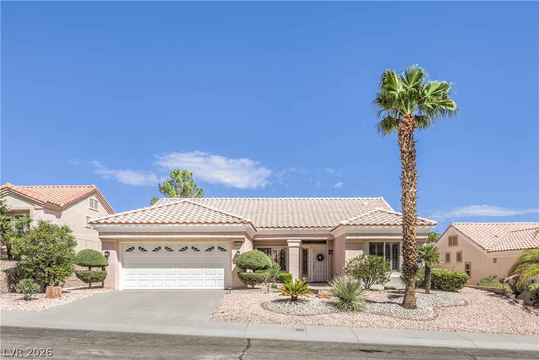 10700 Grand Cypress Avenue, Las Vegas 89134