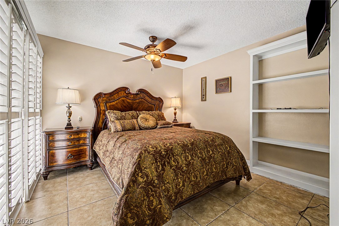 Photo 23 of 32, 2753 Lodestone Drive #0