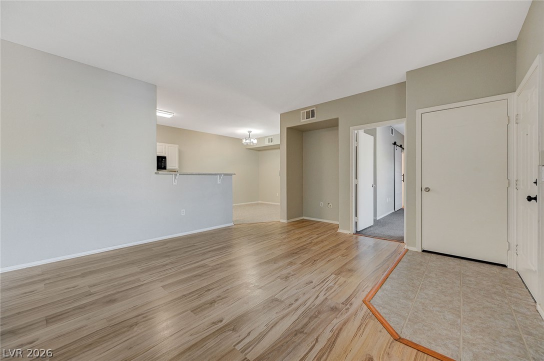 Photo 4 of 1401 N Michael Way #123