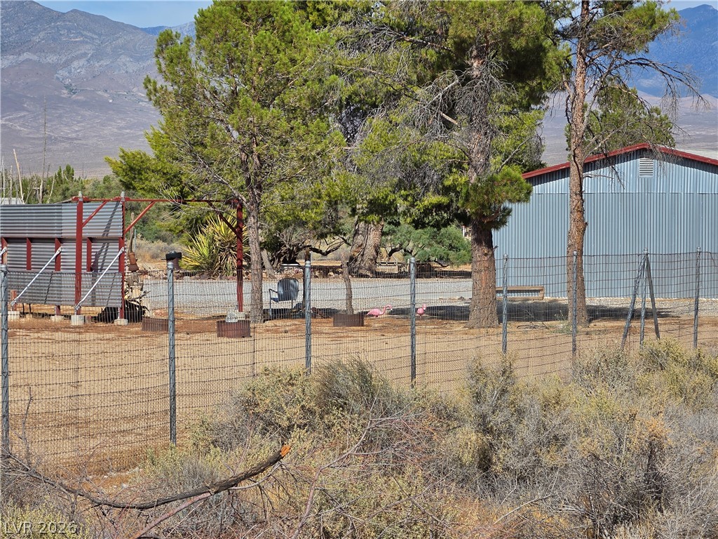 Photo 3 of 1601 Appaloosa Lane