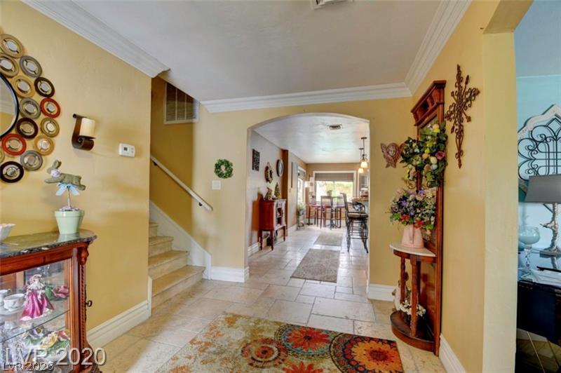 Photo 4 of 1804 Chapman Drive