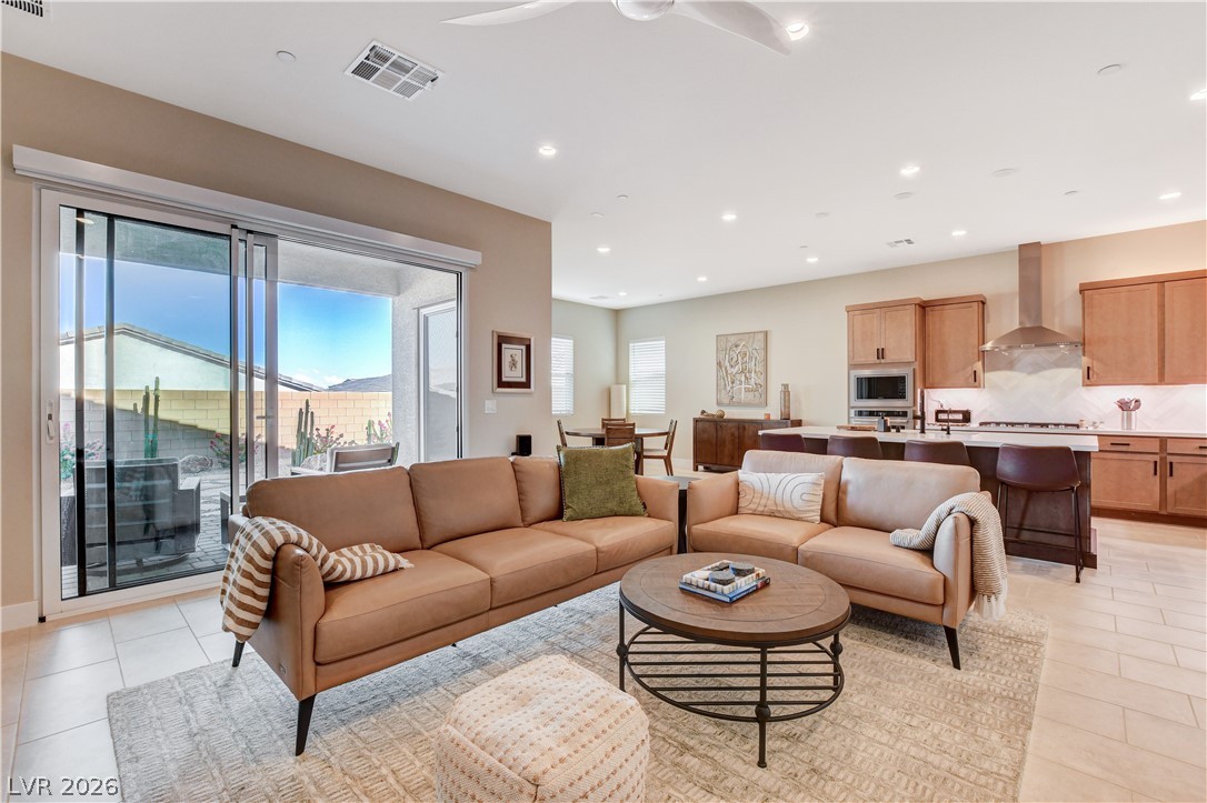 9006 Coastal Oaks Street, Las Vegas 89166