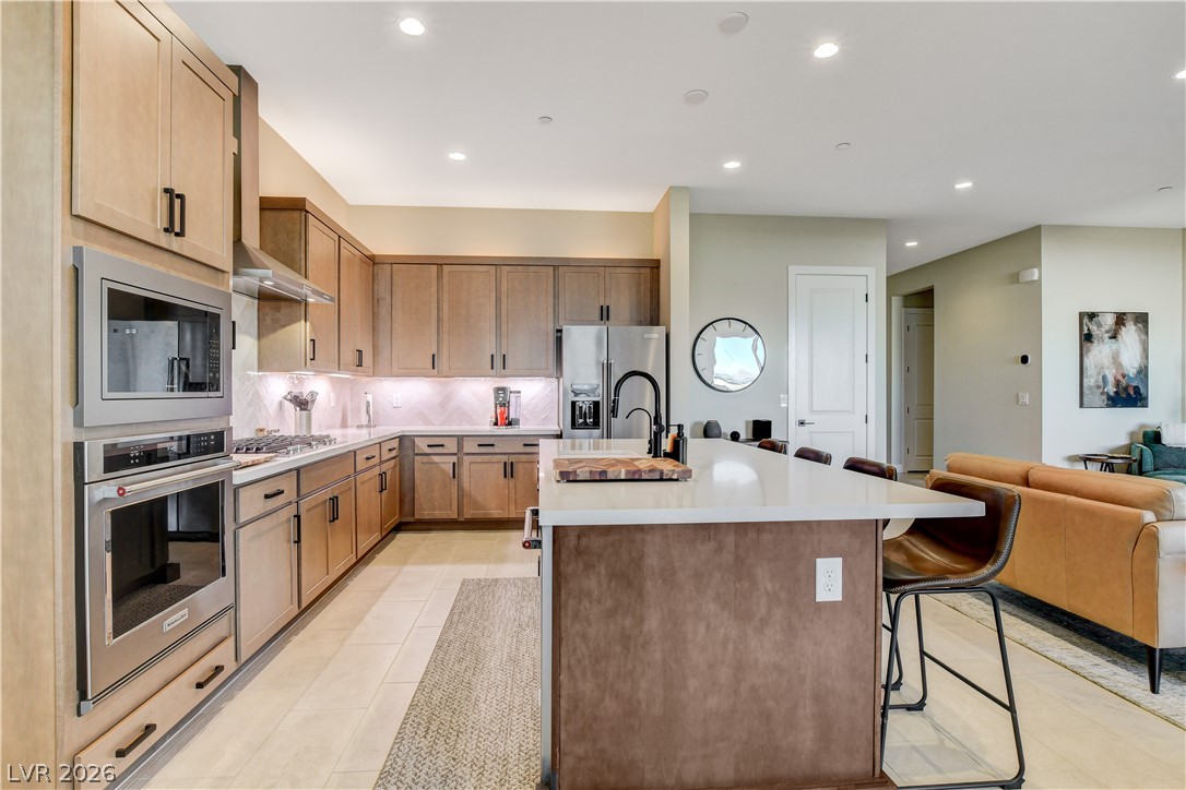 Photo 18 of 79, 9006 Coastal Oaks Street