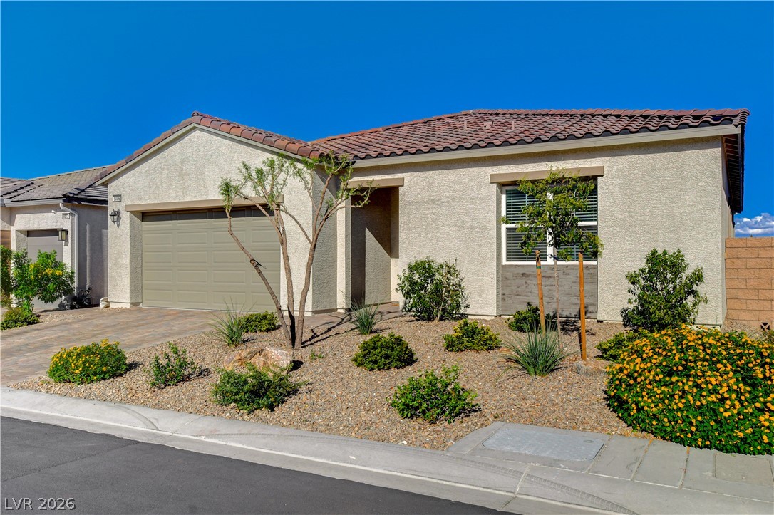 Photo 2 of 9006 Coastal Oaks Street