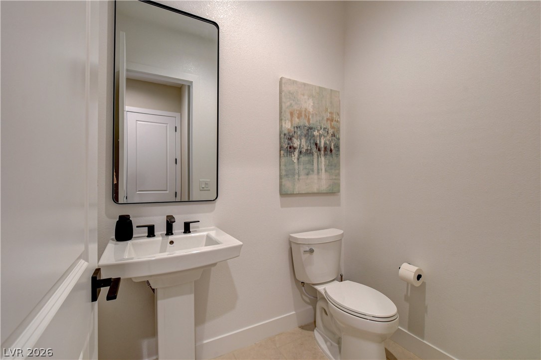 Photo 34 of 79, 9006 Coastal Oaks Street