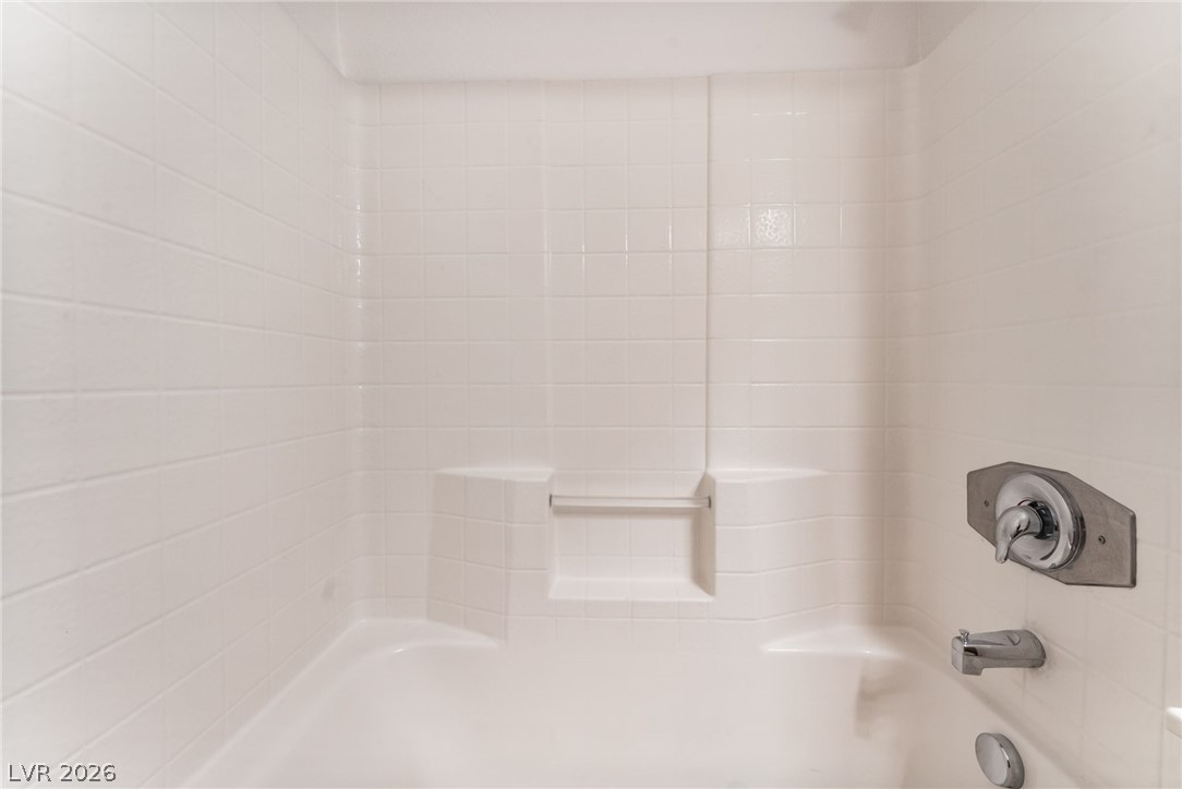 Photo 28 of 34, 9303 W GILCREASE Avenue #2189