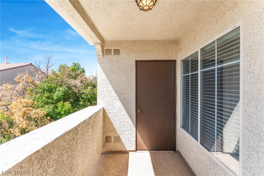 Photo 31 of 34, 9303 W GILCREASE Avenue #2189