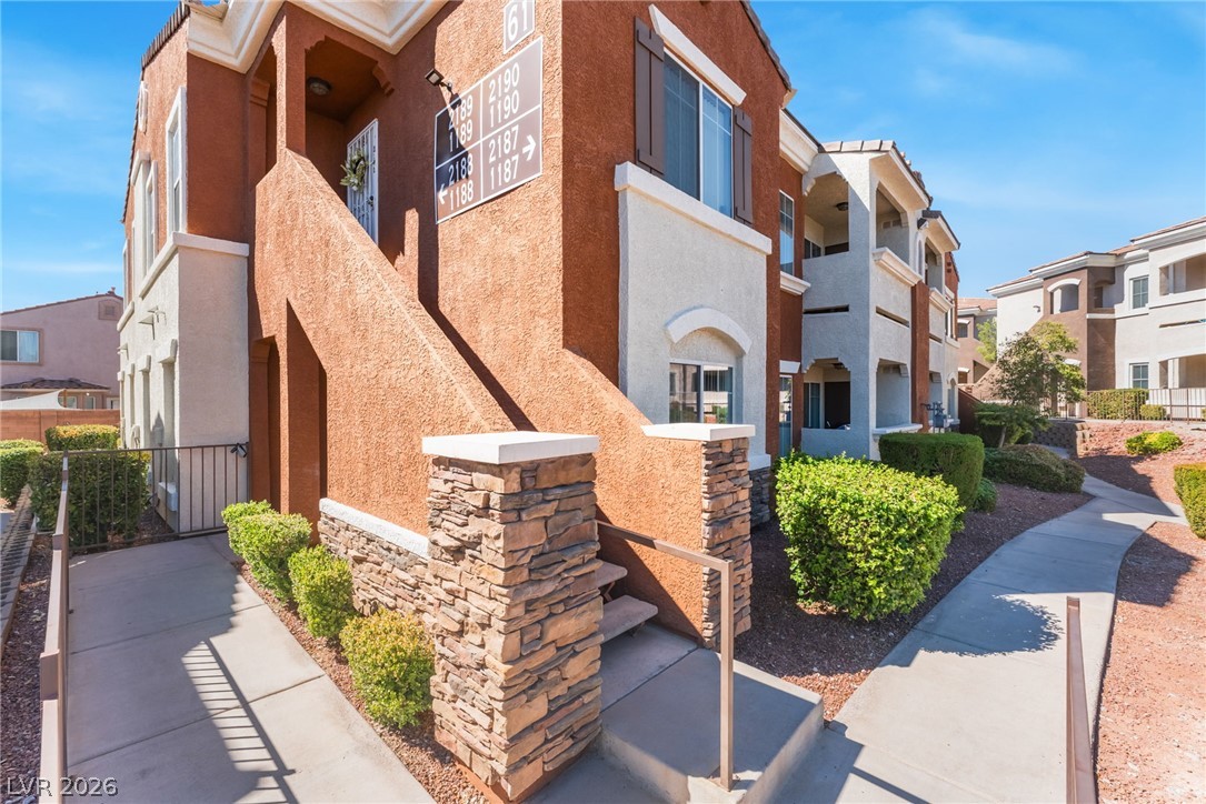 Photo 2 of 9303 W GILCREASE Avenue #2189