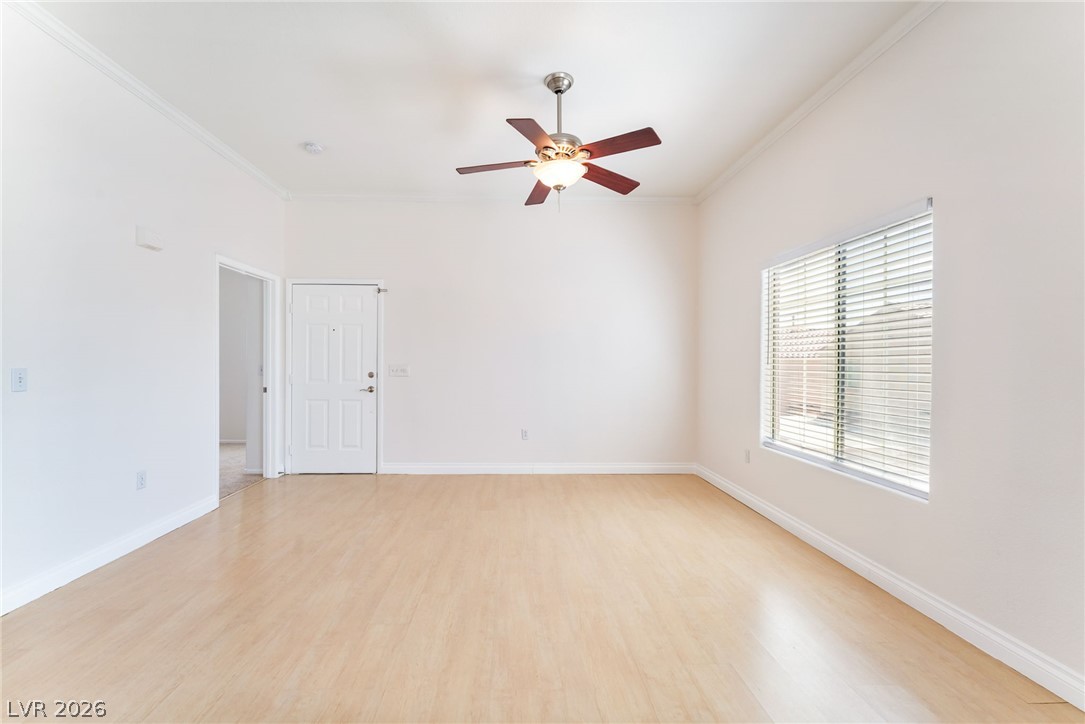 Photo 9 of 34, 9303 W GILCREASE Avenue #2189