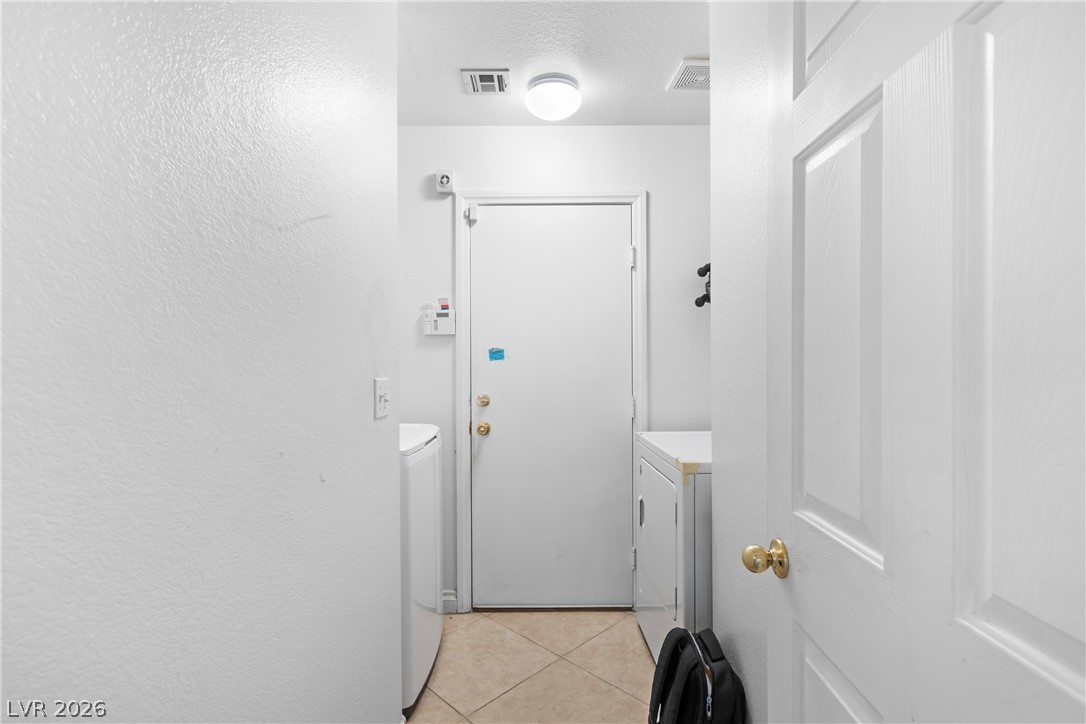 Photo 16 of 34, 4257 Wickford Drive