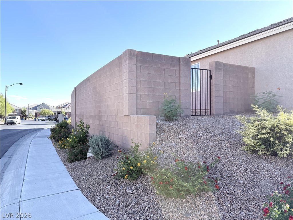 Photo 4 of 10229 Pine Ridge Peak Avenue