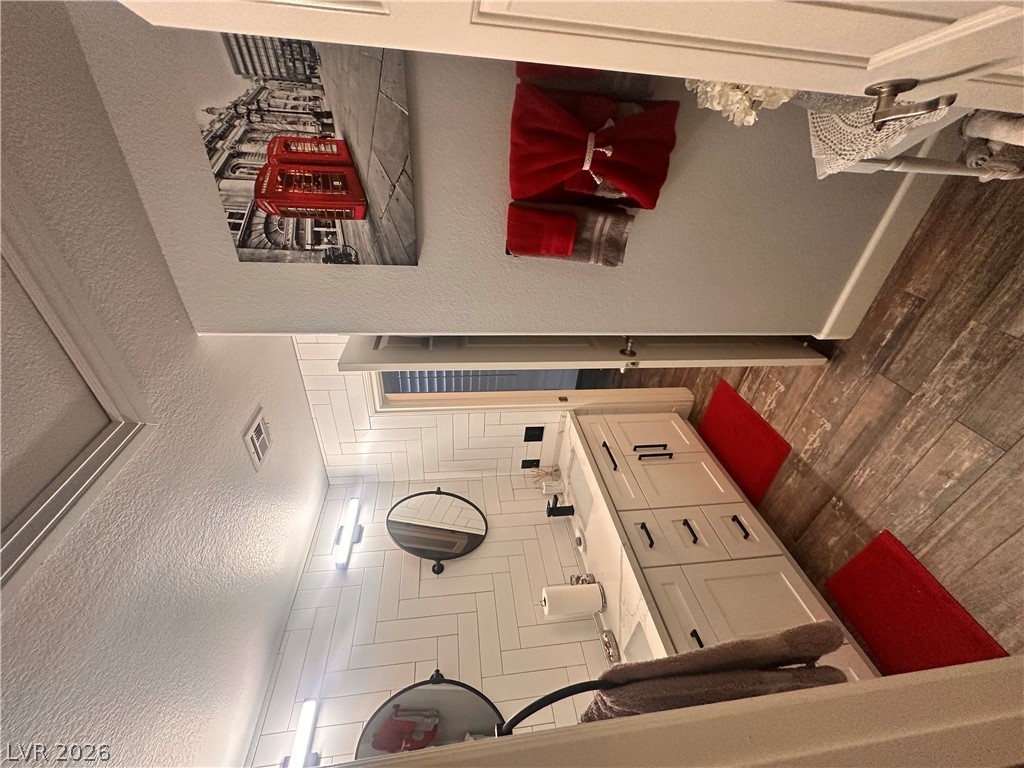 Photo 33 of 55, 3816 Ocelot Court