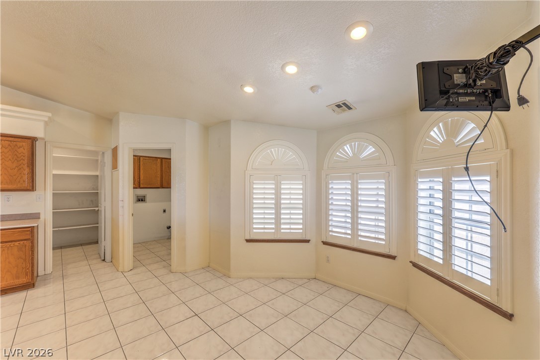 Photo 6 of 47, 3720 Pahrump Valley Boulevard