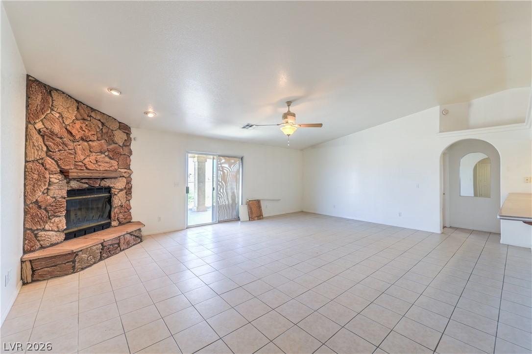Photo 18 of 47, 3720 Pahrump Valley Boulevard