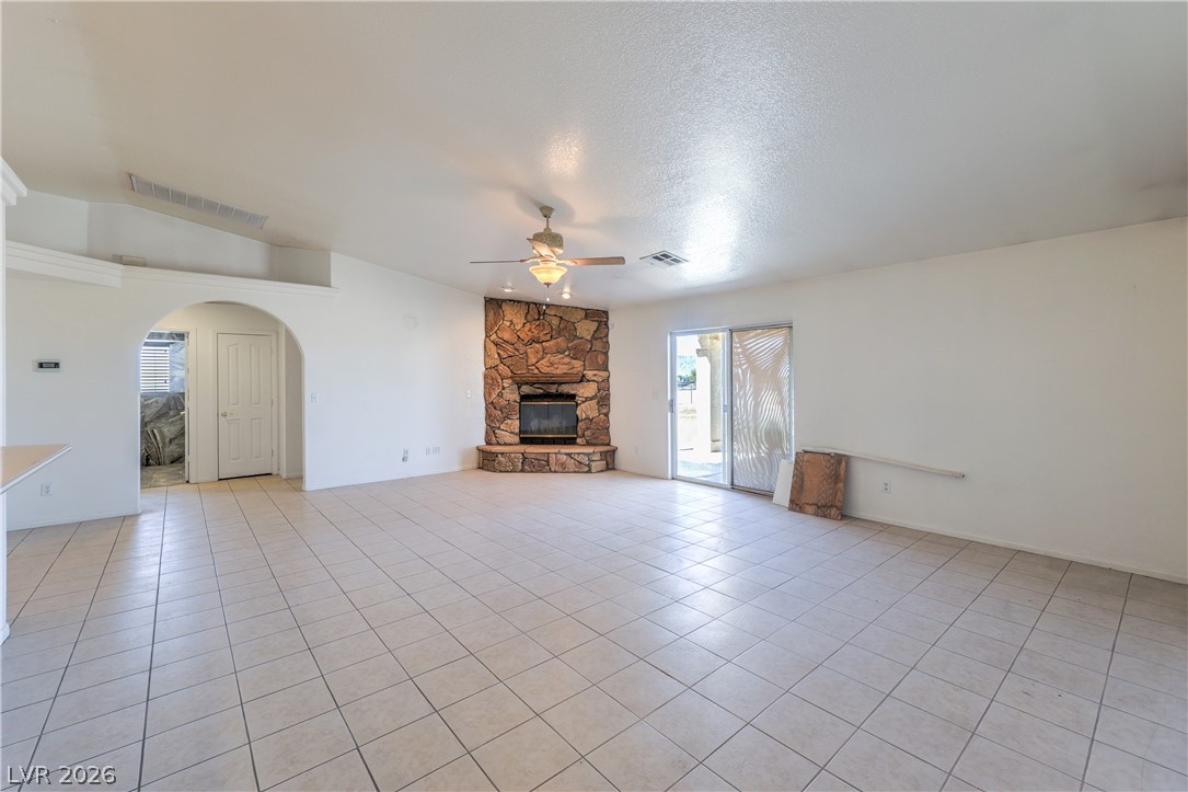 Photo 19 of 47, 3720 Pahrump Valley Boulevard