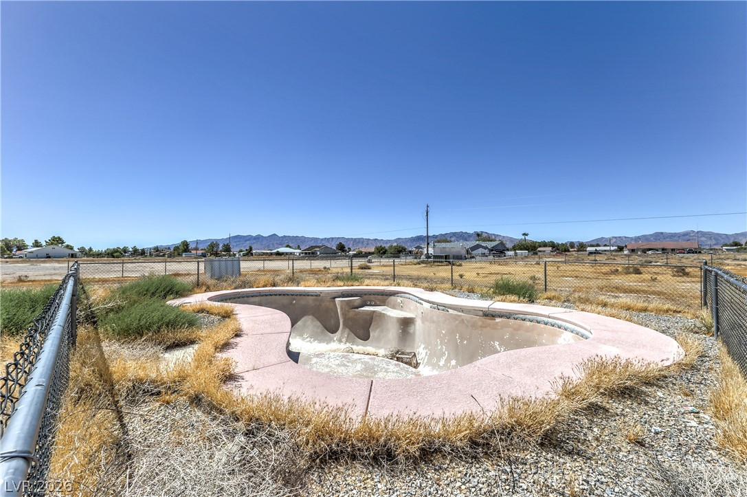 Photo 33 of 47, 3720 Pahrump Valley Boulevard