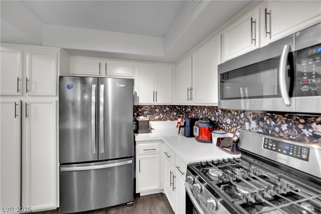 Photo 9 of 32, 6908 Dorita Avenue #102