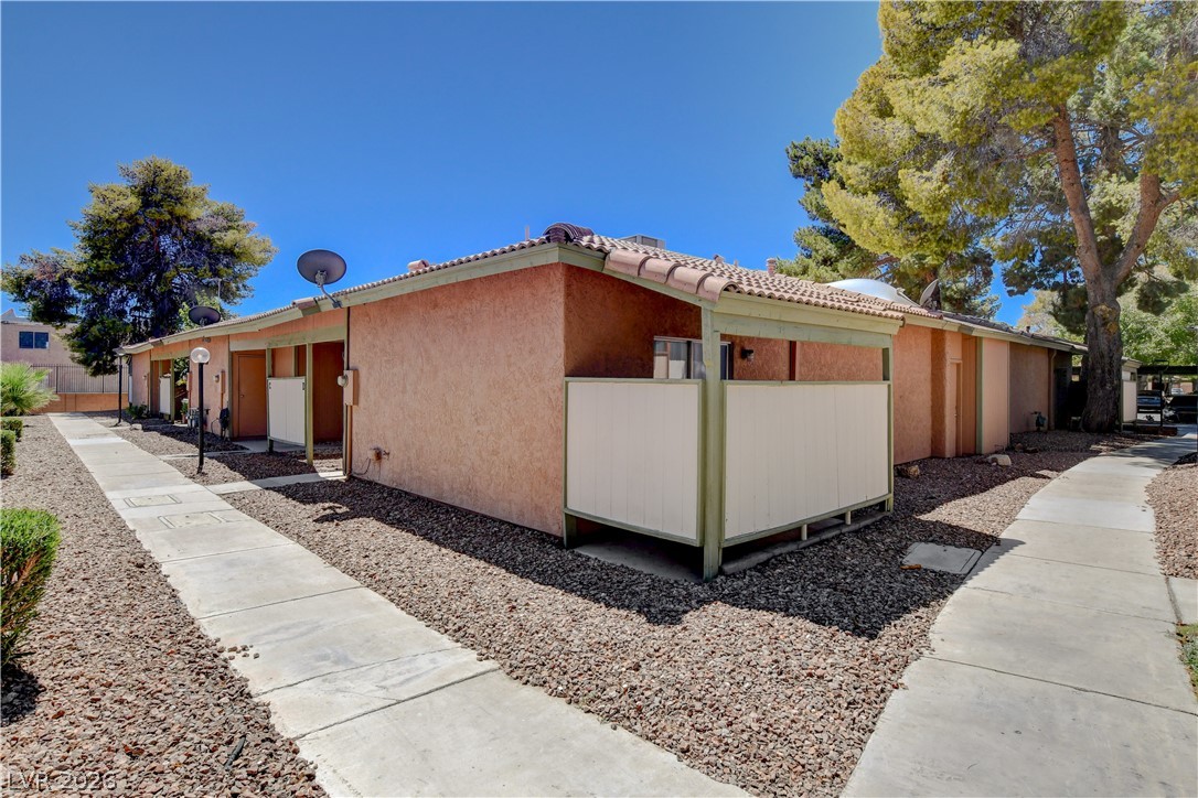 Photo 29 of 32, 445 N Lamb Boulevard #C