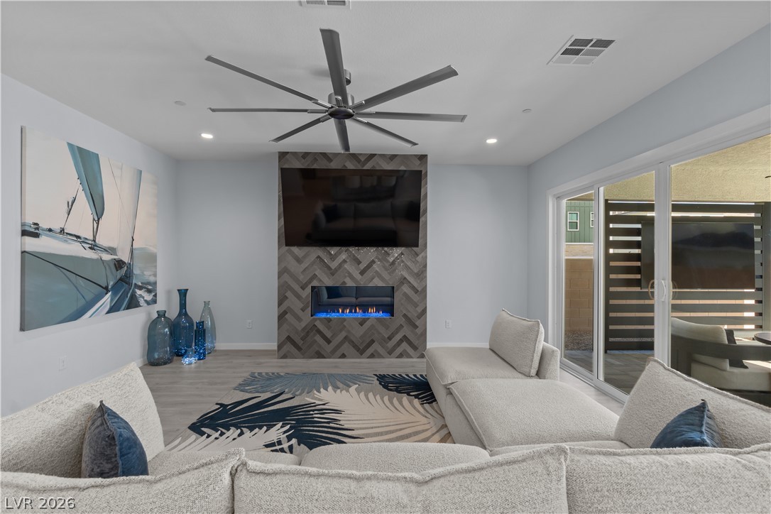Photo 16 of 76, 10321 Vento Soffia Avenue