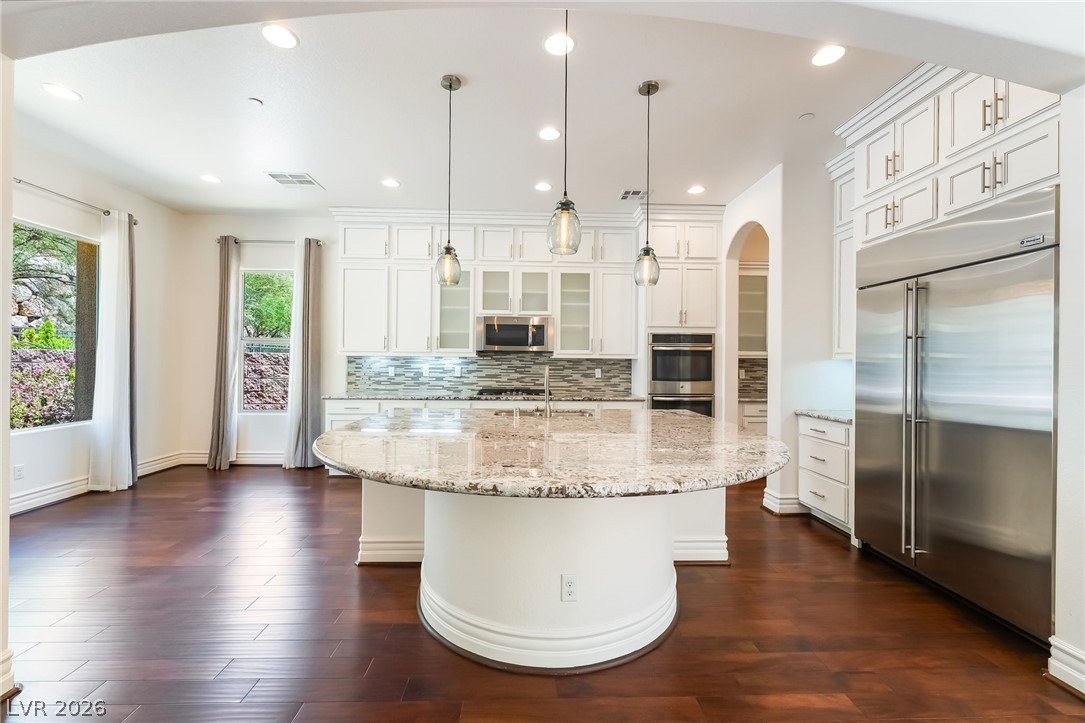 Photo 5 of 72 Rezzonico Drive