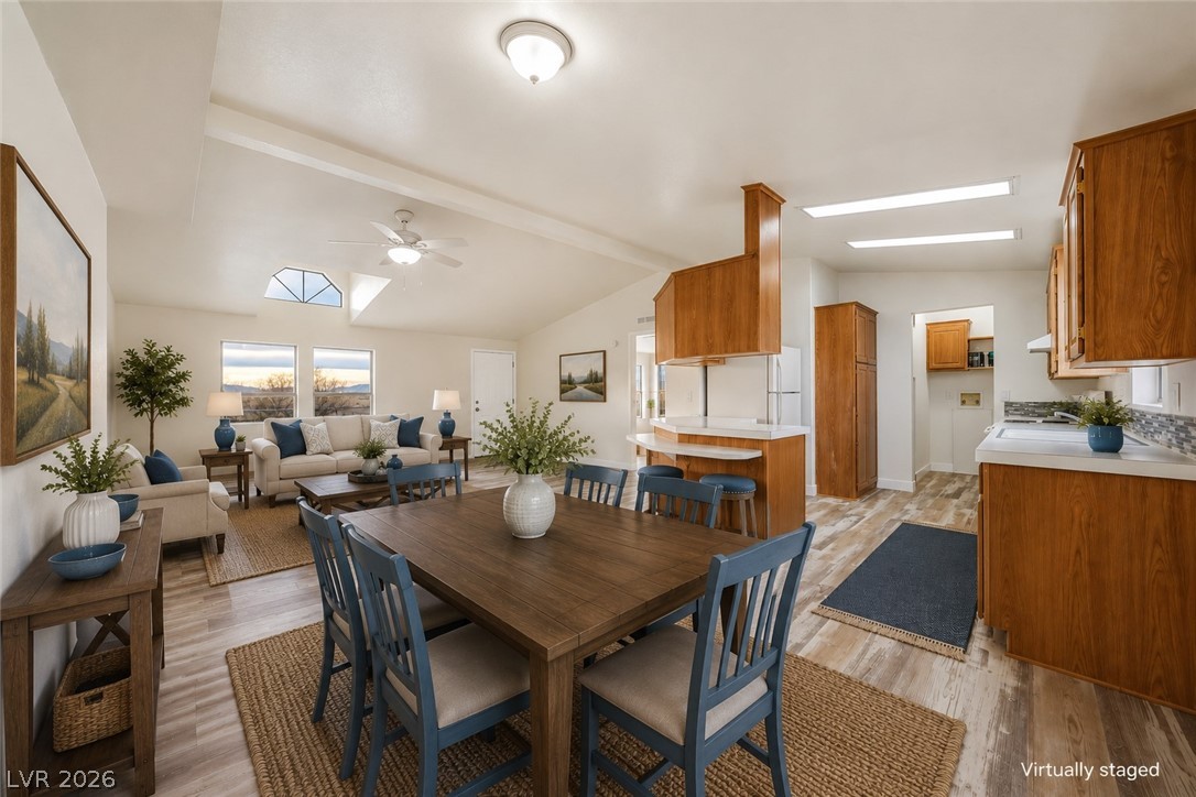 Photo 2 of 1340 W Bunarch Road