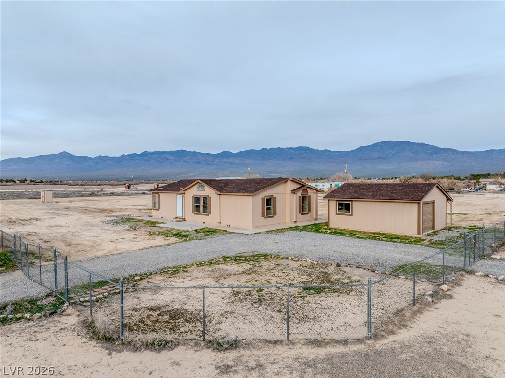 Photo 7 of 39, 1340 W Bunarch Road