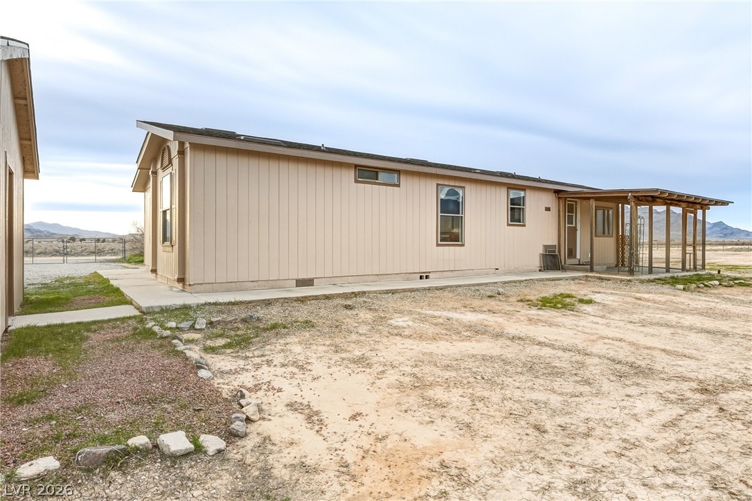 Photo 33 of 39, 1340 W Bunarch Road