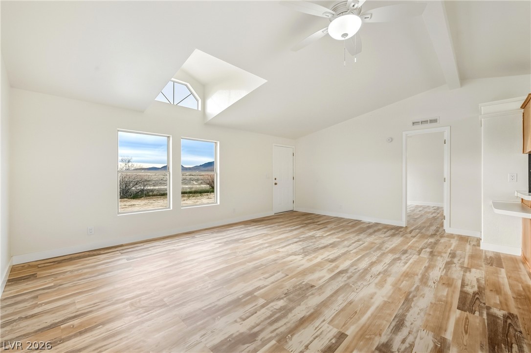 Photo 15 of 39, 1340 W Bunarch Road