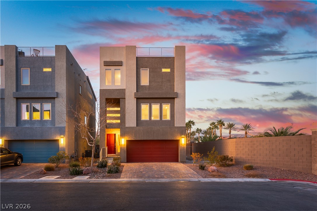 8012 Carpenter Creek Avenue, Las Vegas 89113