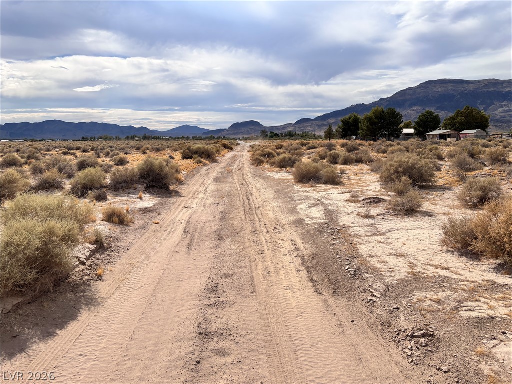Photo 5 of 1311 W Nye Road