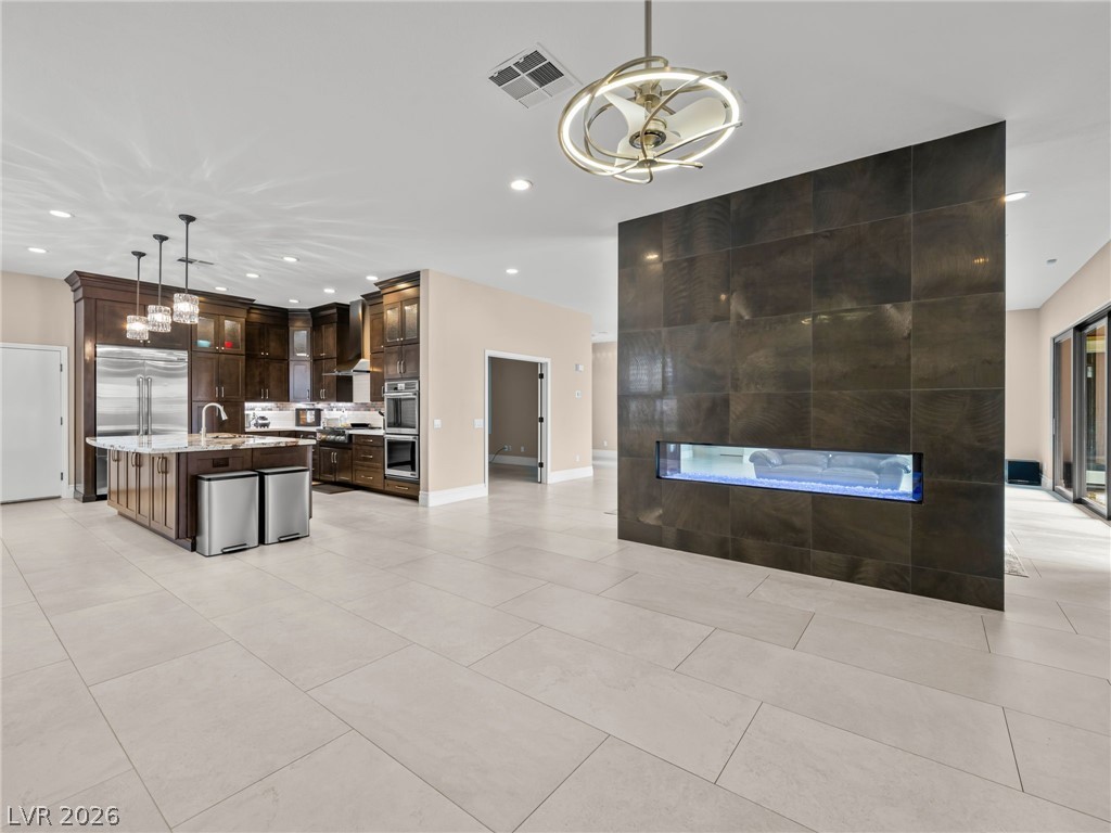 Photo 6 of 41, 2404 Quartz Peak Street