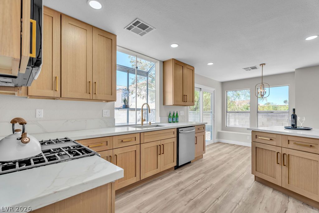 1914 Pintura Circle, North Las Vegas