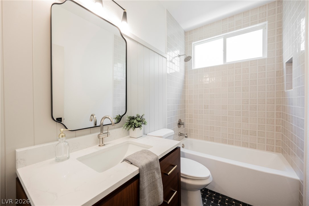 Photo 19 of 29, 9369 Thunder Basin Avenue