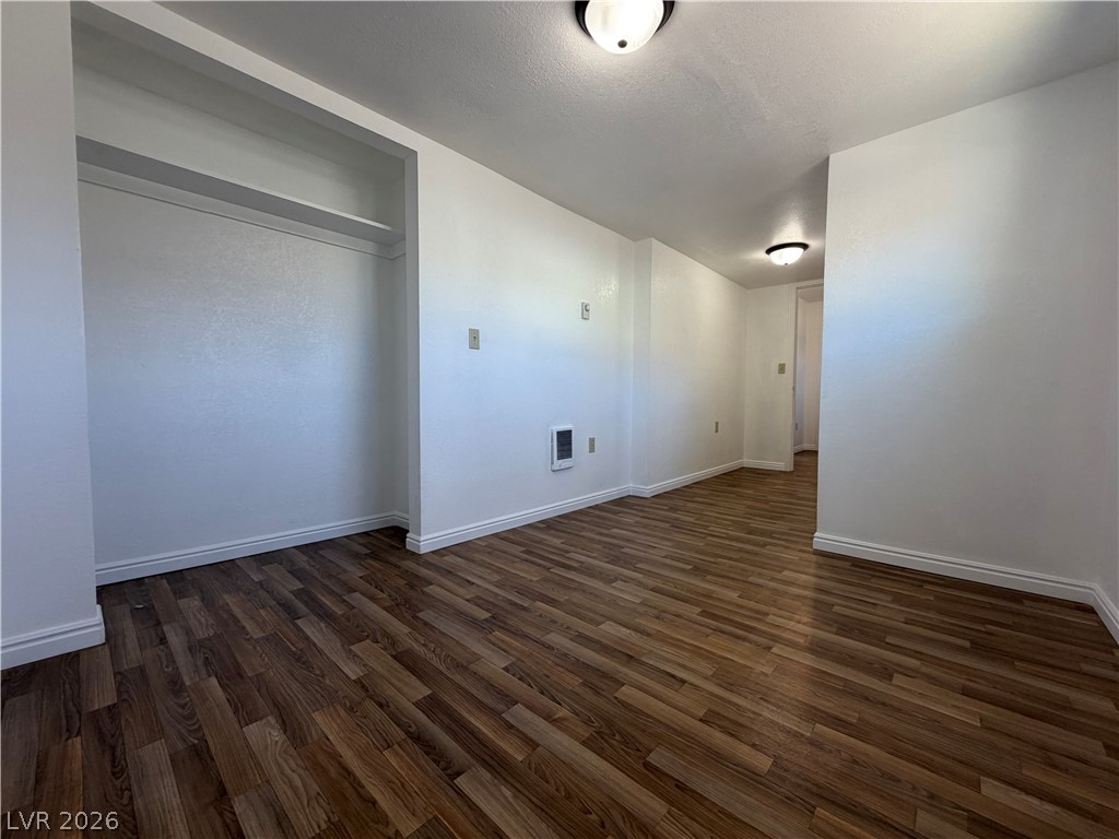 Photo 9 of 24, 1305 Avenue B