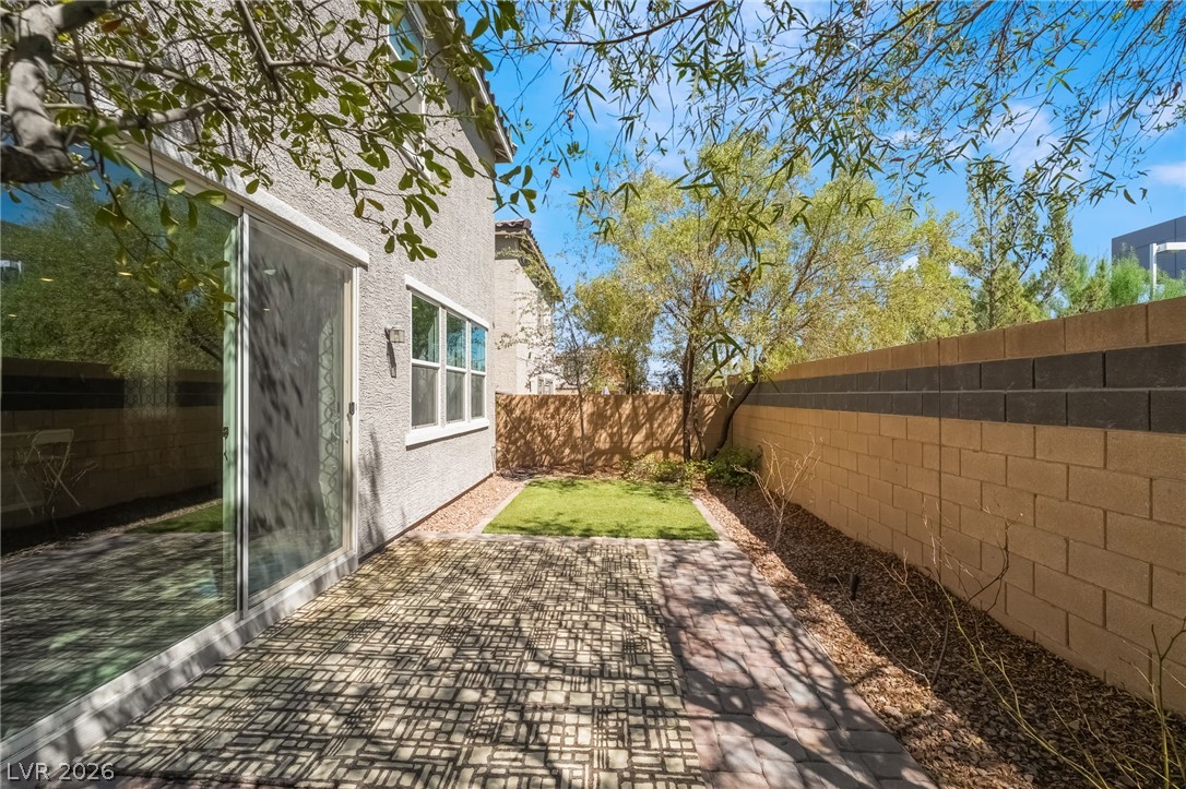 Photo 33 of 37, 5546 Lushan Street