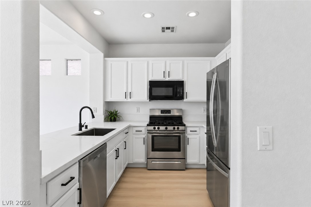 9511 Spring Blush Avenue, Las Vegas