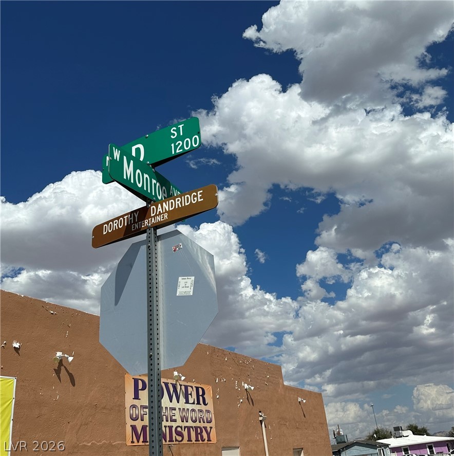 315 W Monroe Avenue, Las Vegas 89106