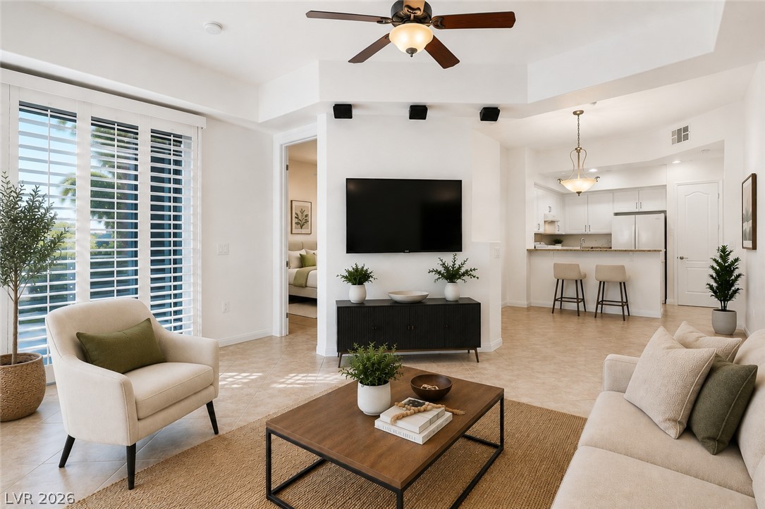 38 E Serene Avenue #210, Las Vegas 89123