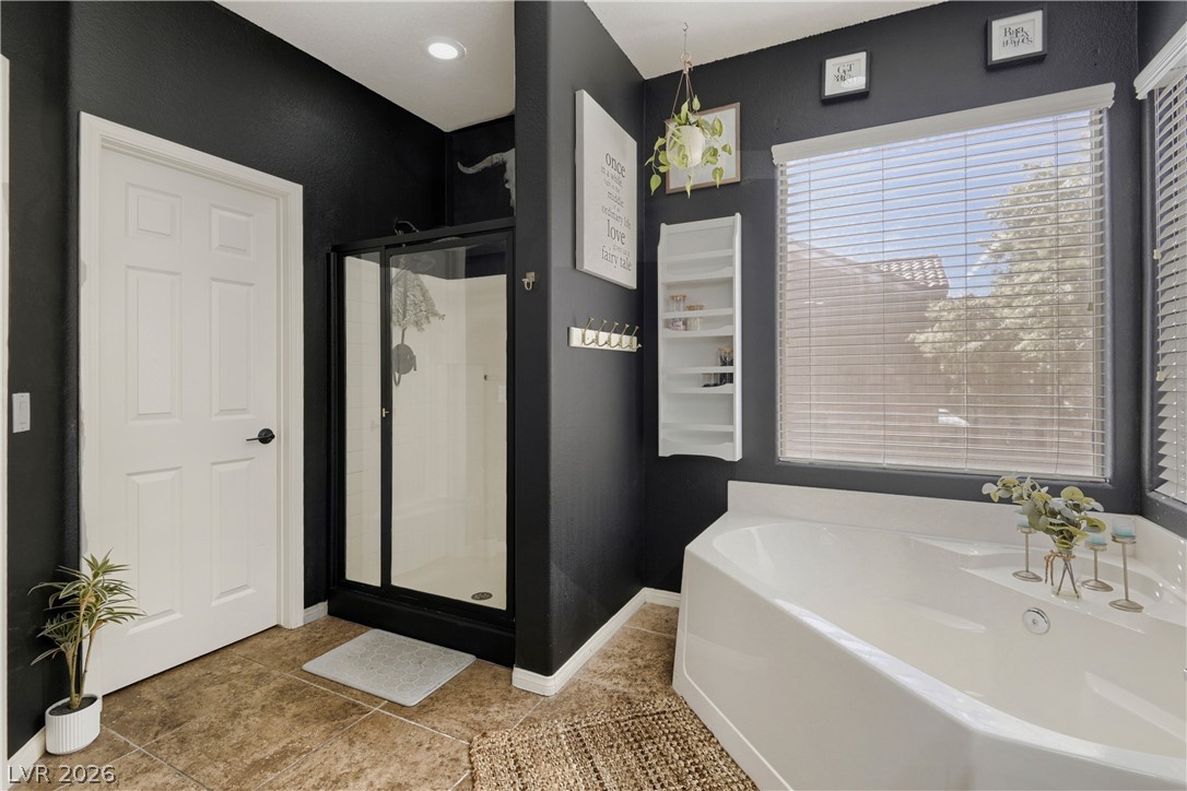 Photo 19 of 27, 9008 Townbridge Avenue