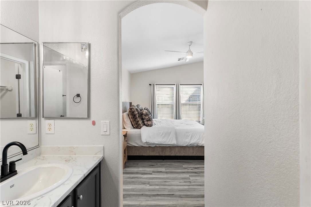 Photo 11 of 25, 6434 Rusticated Stone Avenue #101