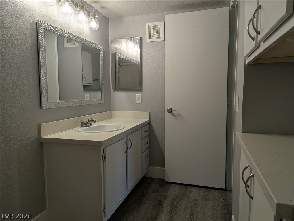 Photo 32 of 45, 555 E Silverado Ranch Boulevard #2171