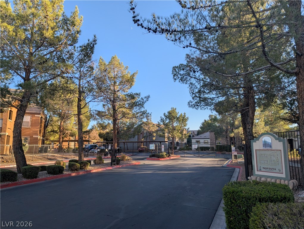 Photo 42 of 45, 555 E Silverado Ranch Boulevard #2171