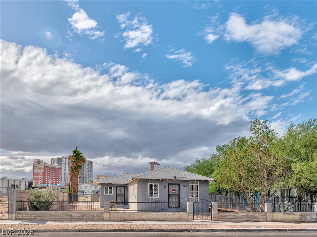 339 N 10th Street, Las Vegas