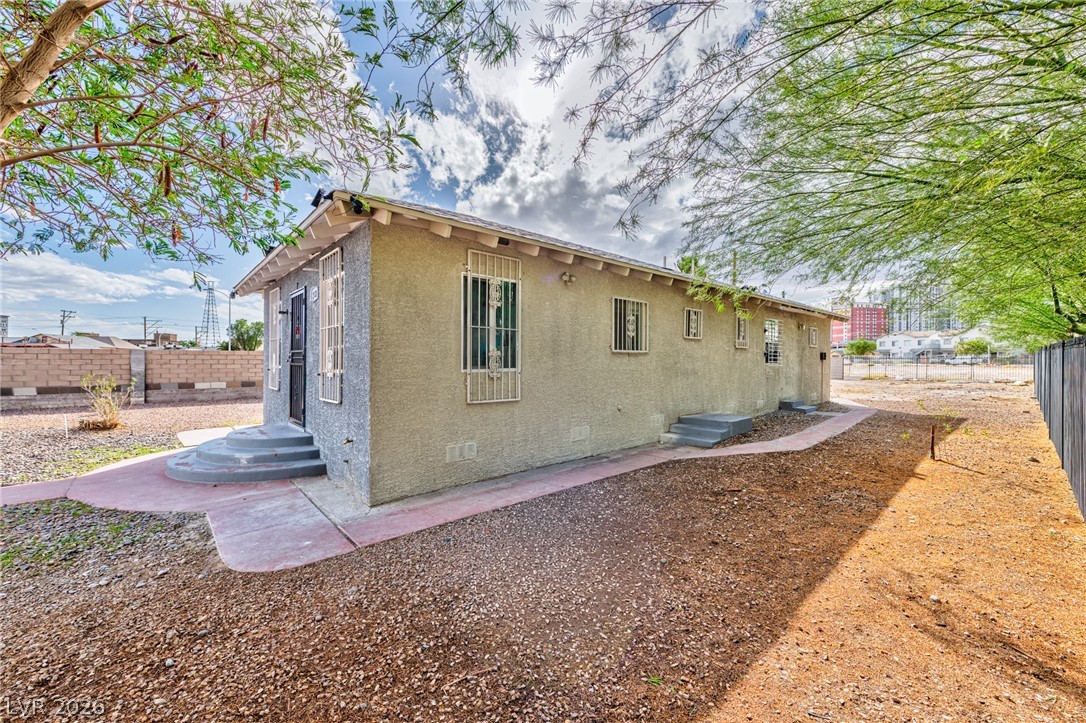 Photo 3 of 339 N 10th Street