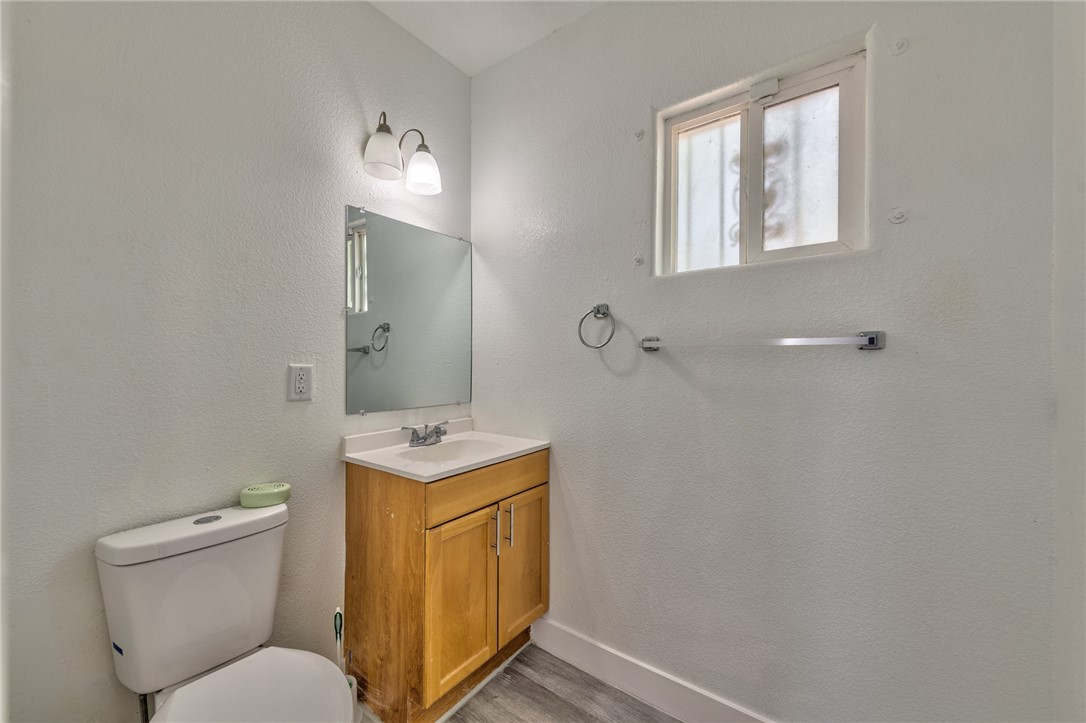 Photo 6 of 13, 339 N 10th Street
