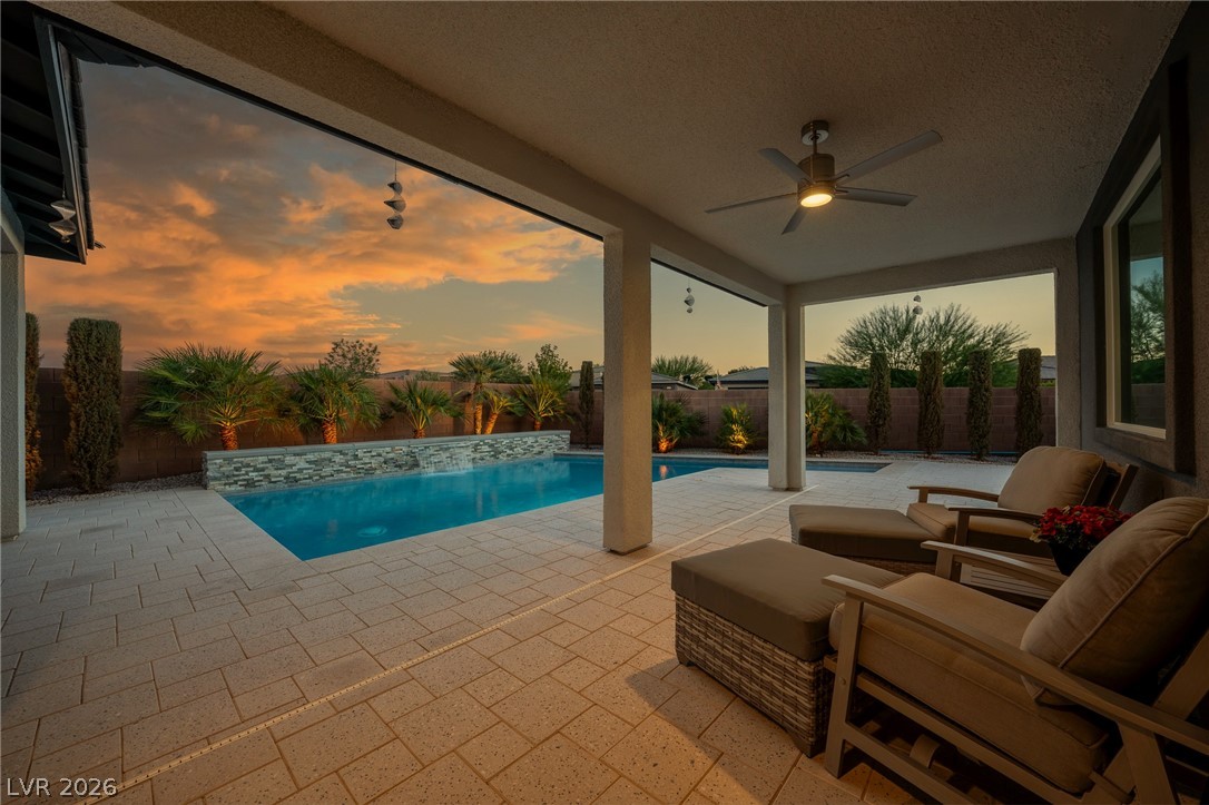 Photo 4 of 4417 S Grand Cypress Way