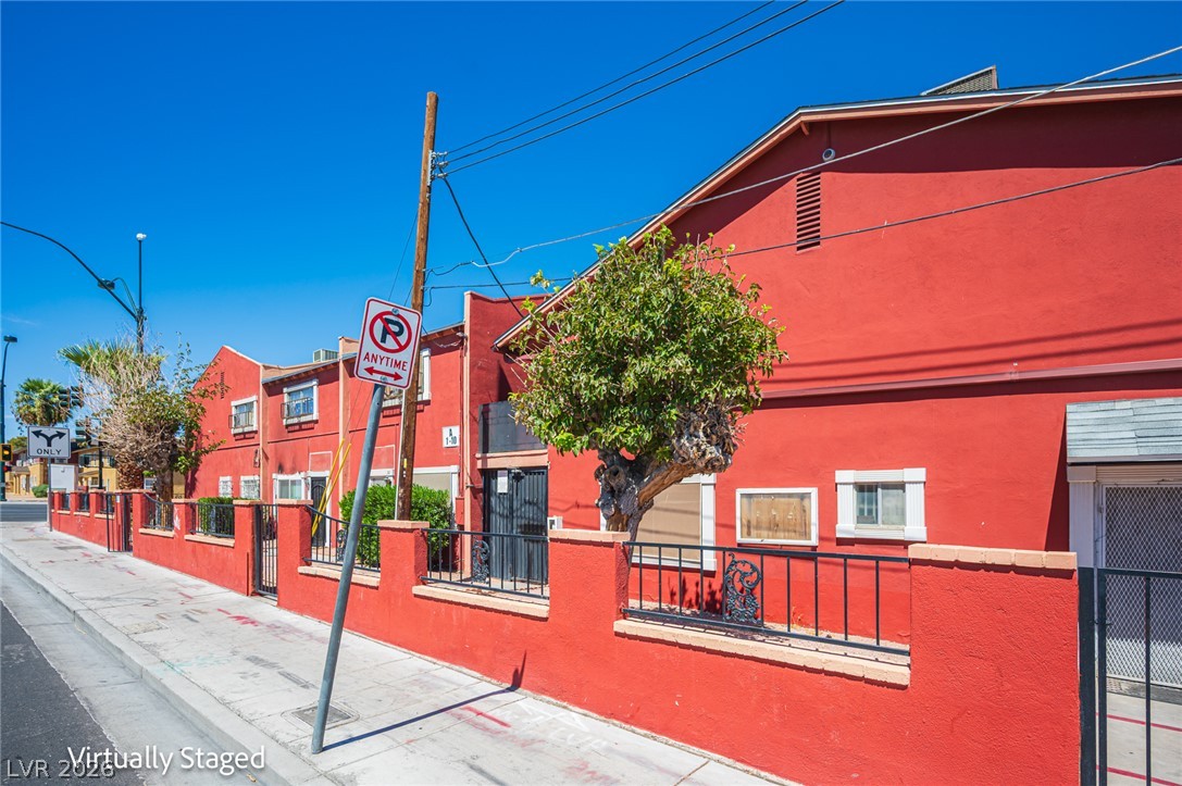Photo 21 of 22, 521 S Maryland Parkway #21A