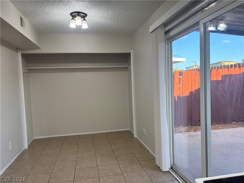 Photo 5 of 305 E Van Wagenen Street