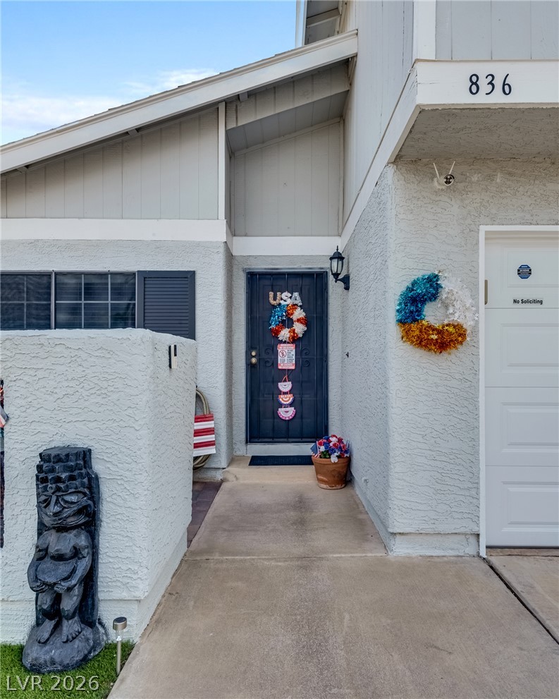Photo 4 of 836 Vermillion Drive