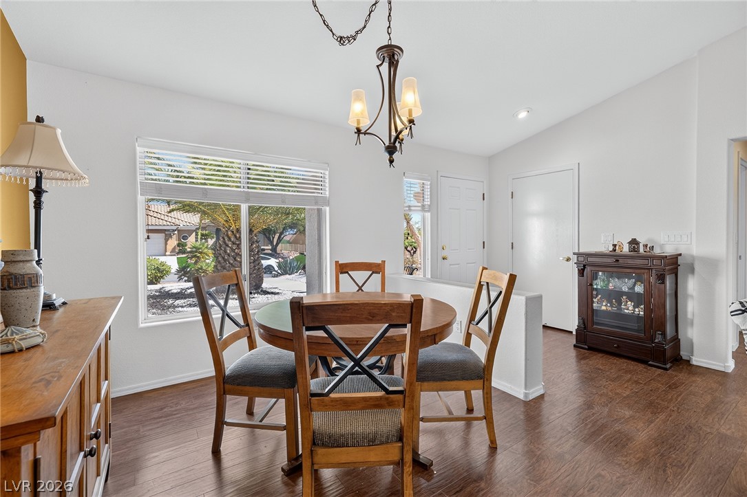 Photo 4 of 10313 Willamette Place
